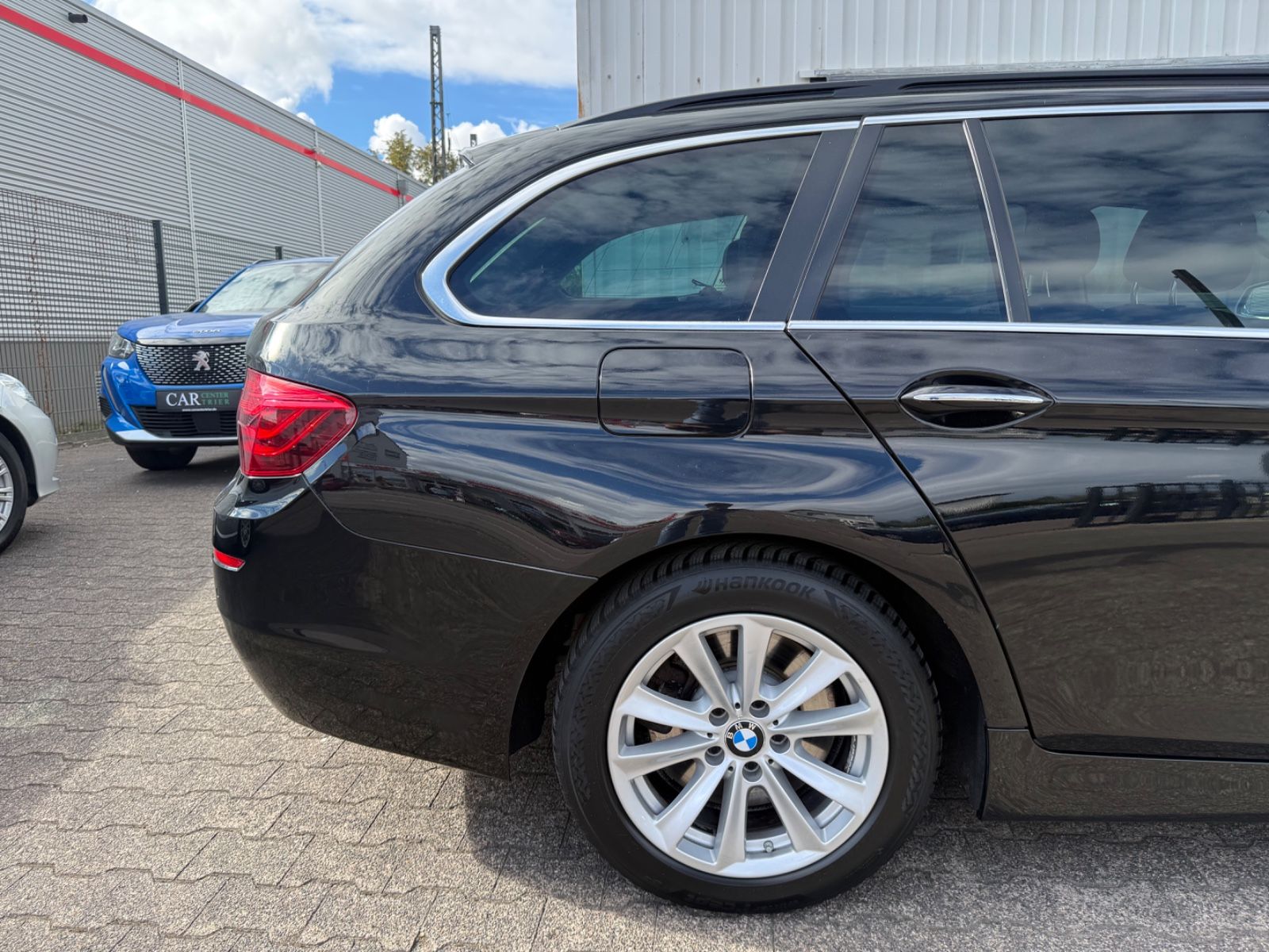 Bmw 530d xDrive Touring "Leder-Navi-Automatik" – Bild 22