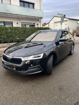 Skoda Octavia 2.0 TDI SCR 110kW DSG FIRST EDIT. , TOP  - Skoda Octavia Gebrauchtwagen in Ludwigshafen