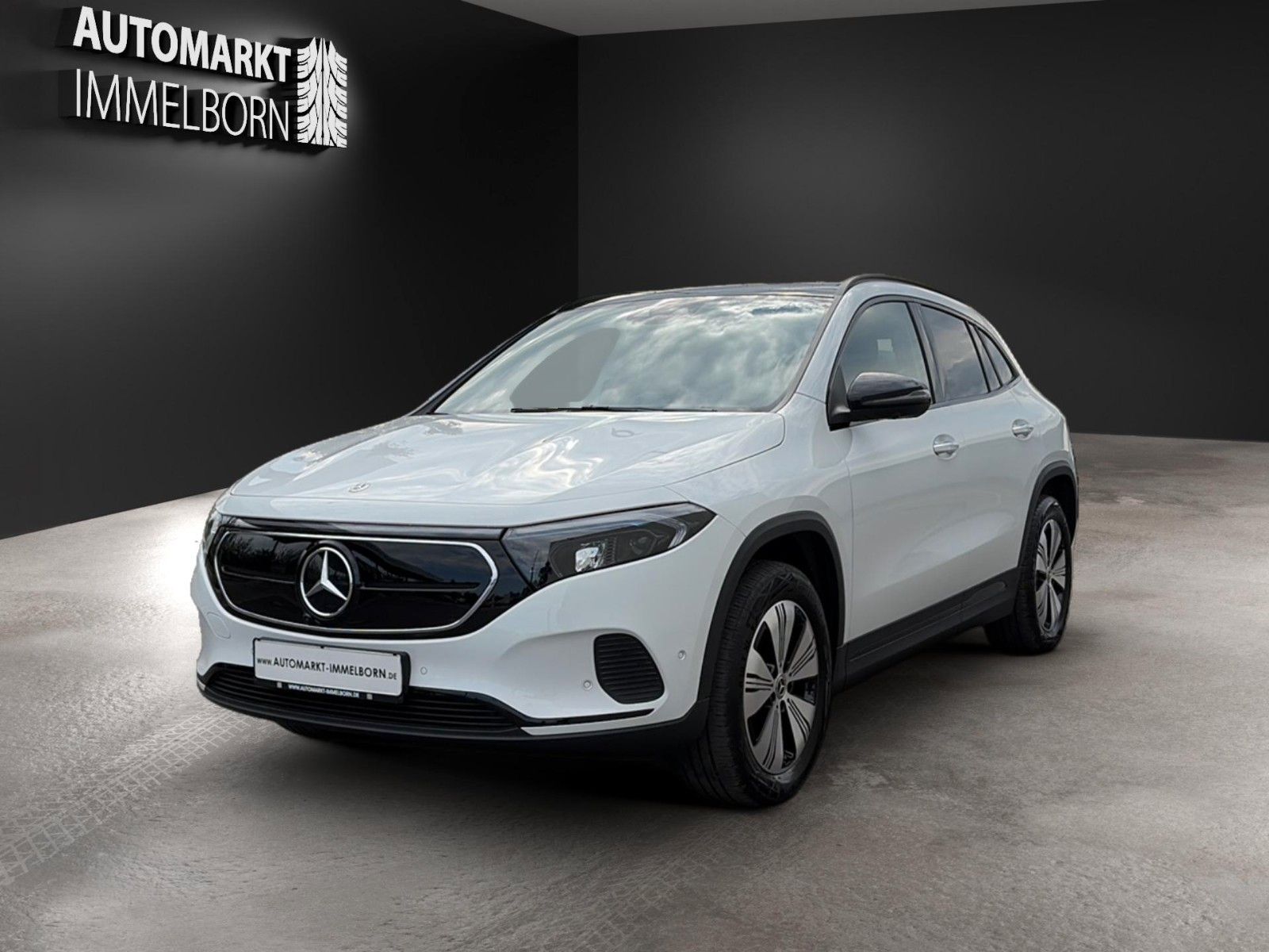 Mercedes-Benz EQA 350 4Matic SO96% Pano 360 HUD AHK Night 18 foto 3
