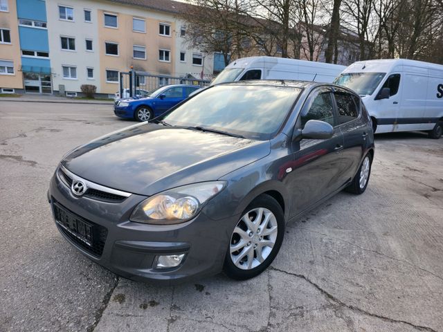 Hyundai i30 1.4 Benzin,Klima