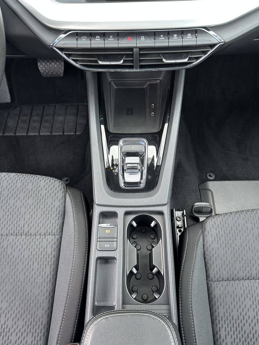 Fahrzeugabbildung SKODA Octavia Combi Style NAV+LED+PANO+VCOCK+SHZ+18ZO