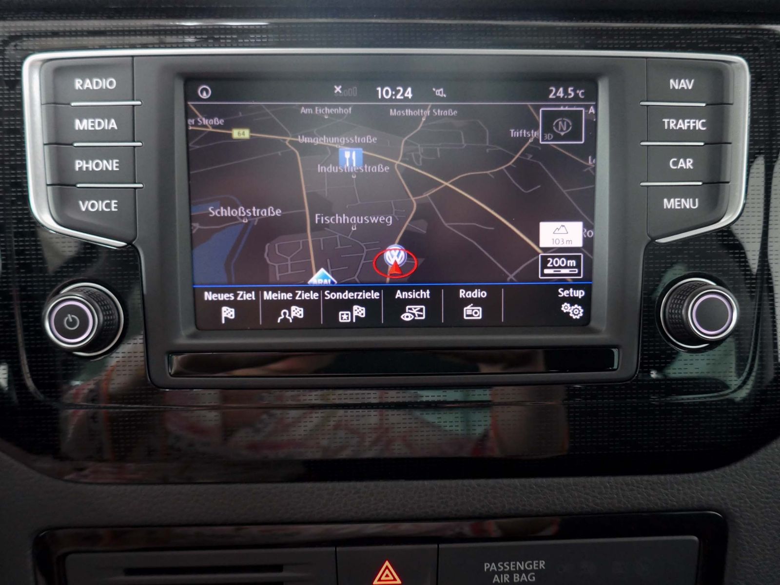 Fahrzeugabbildung Volkswagen Golf  Sportsvan SOUND 2.0 TDI DSG | Xenon RFK AC