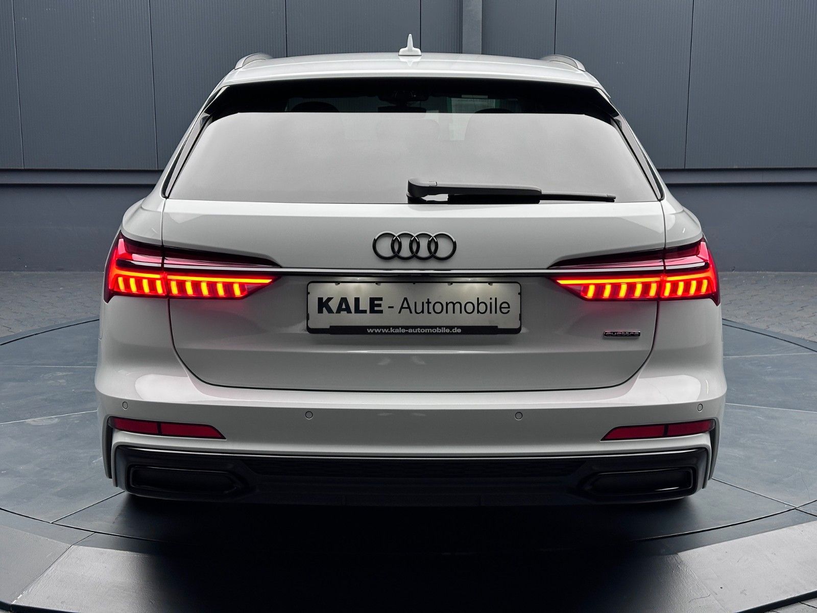 Audi A6 Avant 45 TDI quattro Sport S-Line 21Zoll foto 4