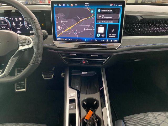 Passat R-Line 2.0 TDI DSG 4motion PANO+AHK