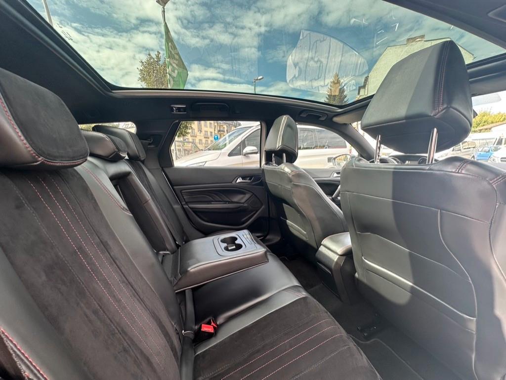 Peugeot 308 SW GT / PANORAMA / MASSAGE