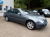 Mercedes-Benz E 320 CDI Automatik*Navi*Xenon*SHZ*PDC* - gebrauchte Mercedes-Benz E 320 aus dem Jahr 2007