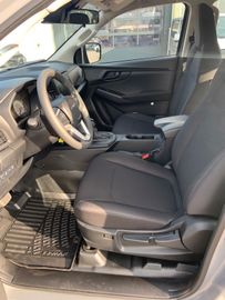 Bild 13 Isuzu D-Max Double Cab 4WD L + Beschichtung und AHK
