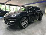 Porsche Macan Turbo /PANOR / KAMERA/ ACC/ AHK/ Sitzklima - Porsche Macan Gebrauchtwagen in München