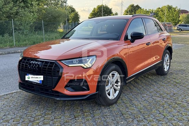 AUDI AUDI Q3 35 TDI S tronic Business Advanced