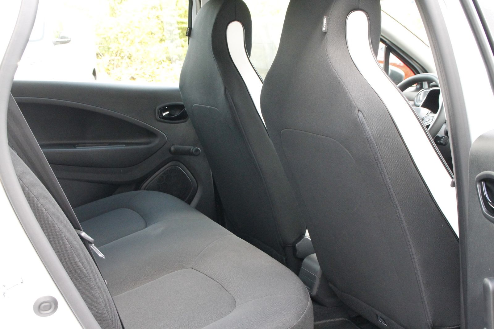 Fahrzeugabbildung Renault ZOE LIFE Batteriemiete R110 Z.E. 40