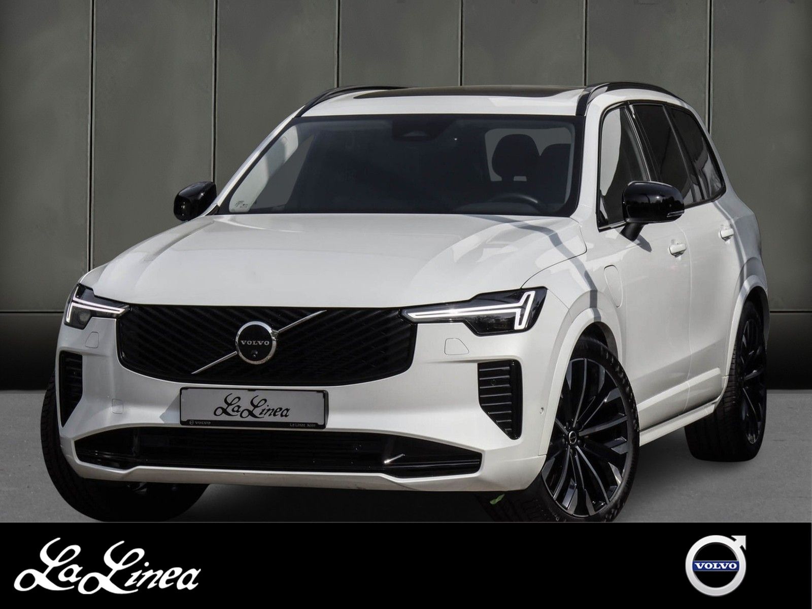 Volvo XC90 T8 AWD Reskin Plus Dark #Luftfahrwerk/360/H