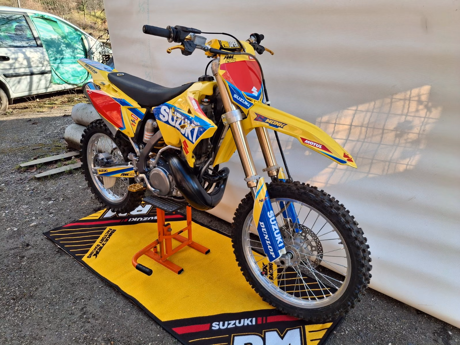 Suzuki  2004 — photo 7