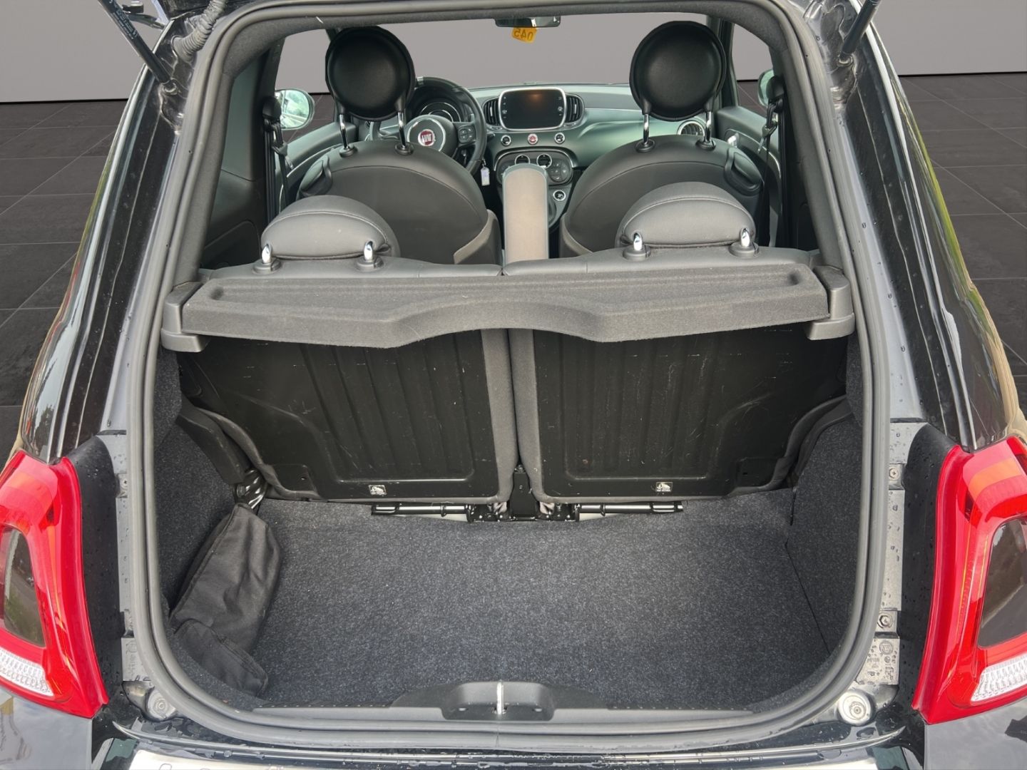 Fahrzeugabbildung Fiat 500 RockStar 0.9 TwinAir EU6d-T Sportpaket Panor