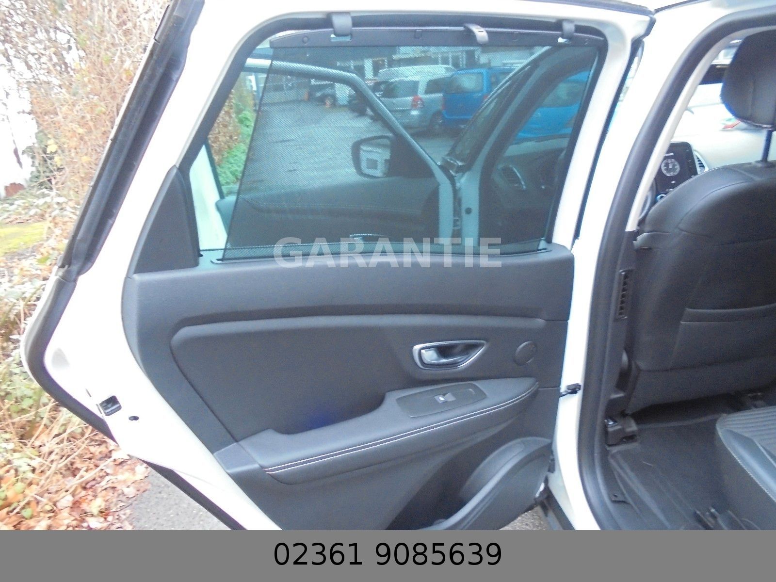 Fahrzeugabbildung Renault Scenic IV BOSE Edition Navi/Headup/Panramadach/