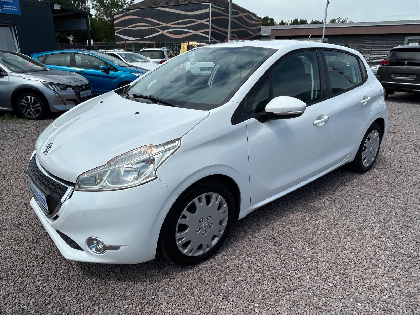 Peugeot 208 Active 1.4 *Zahnriemen+WP Neu*Euro5*