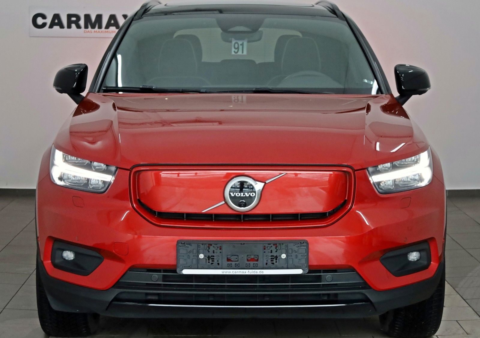 Fahrzeugabbildung Volvo XC40 Pro Twin P8 AWD,T.Leder,Navi,Panorama,AHK