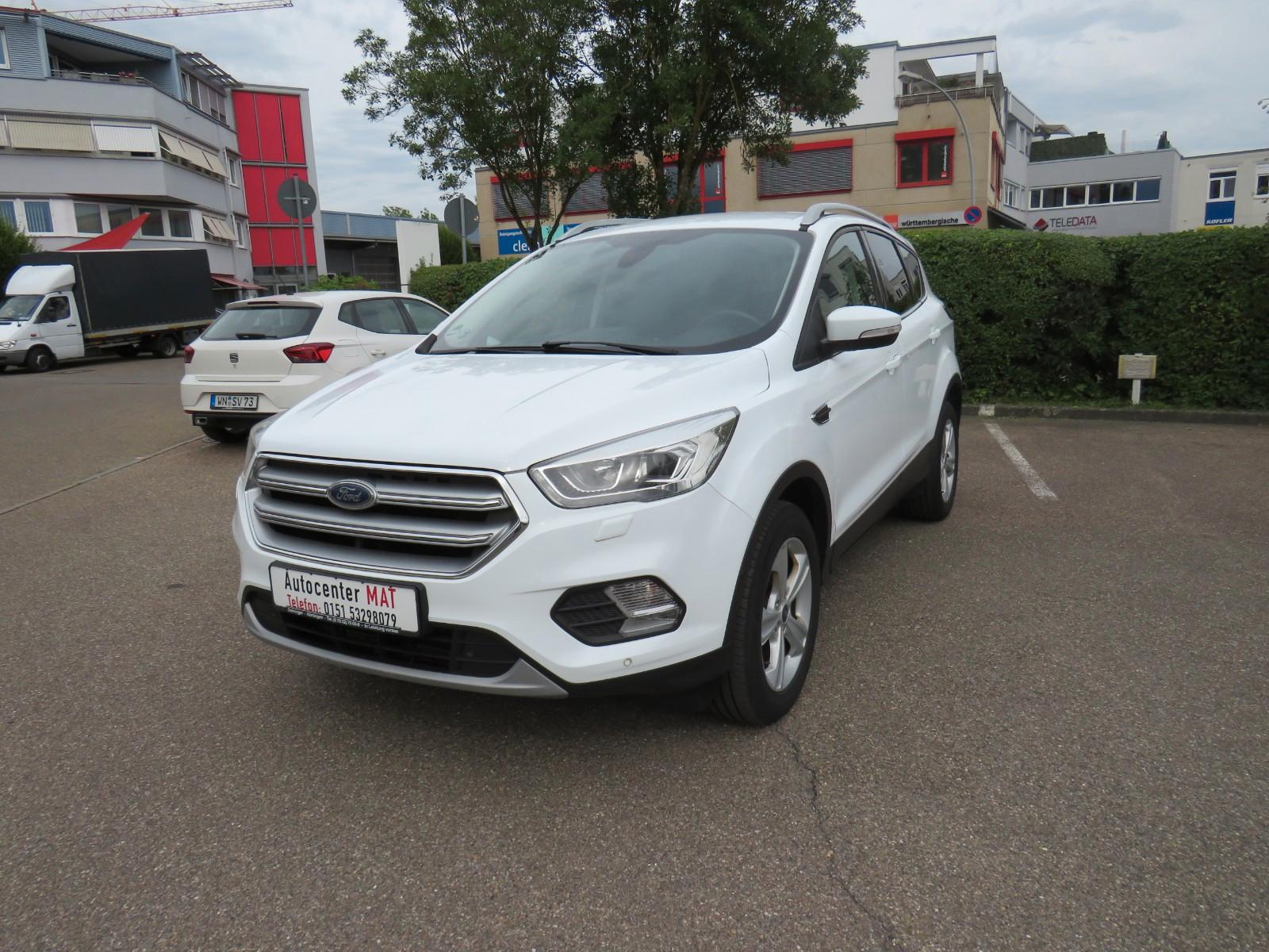 Ford Kuga 2.0 Cool & Connect Navi Tempomat PDC 8xAlu