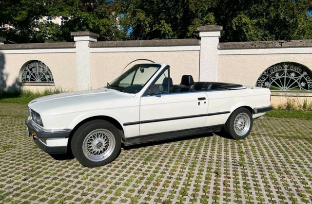 BMW 325i Cabrio E30 Klassiker / Oldtimer H...