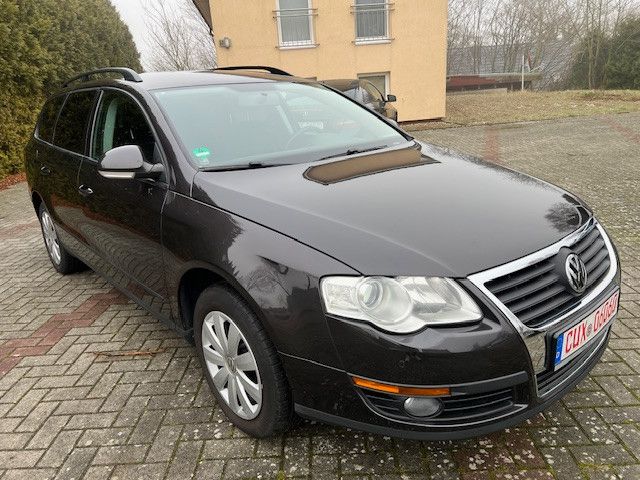 Volkswagen Passat Variant 1.Hd,Automatik,Tüv Neu,Scheckheft