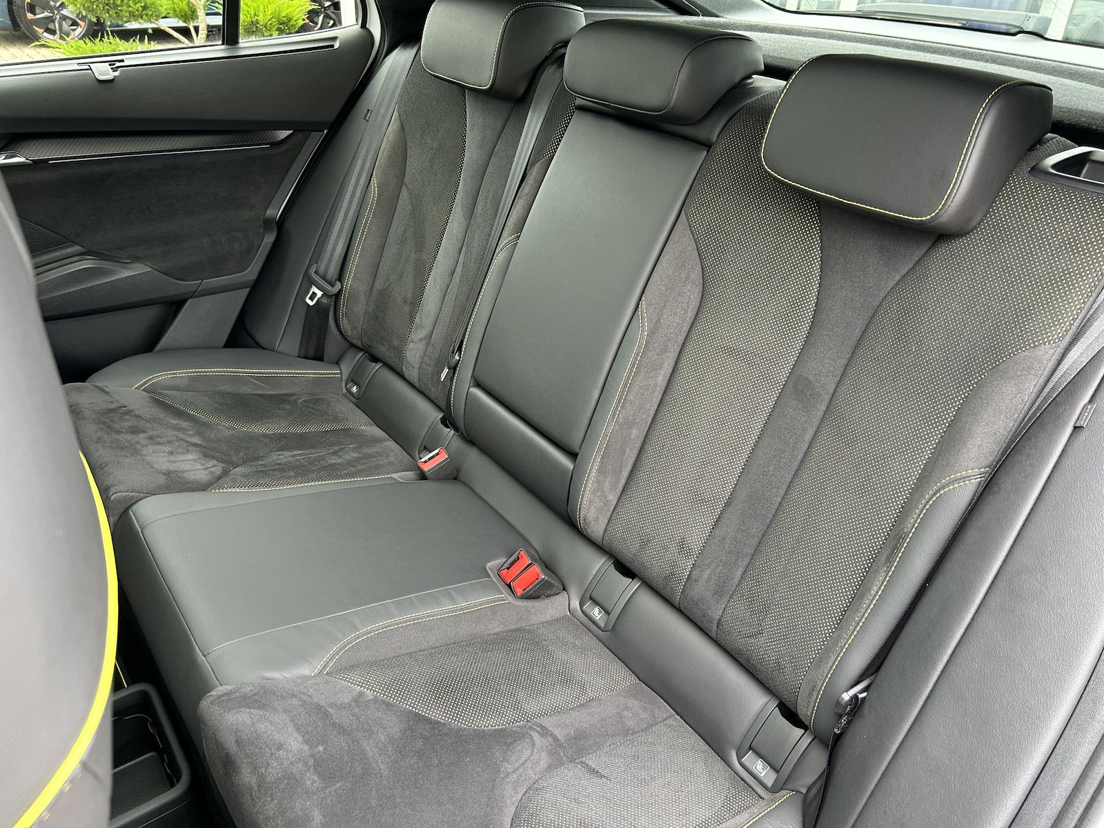 Skoda Enyaq RS 4x4 Lounge WÄRMEPUMPE CANTON 82kWh AHK foto 25