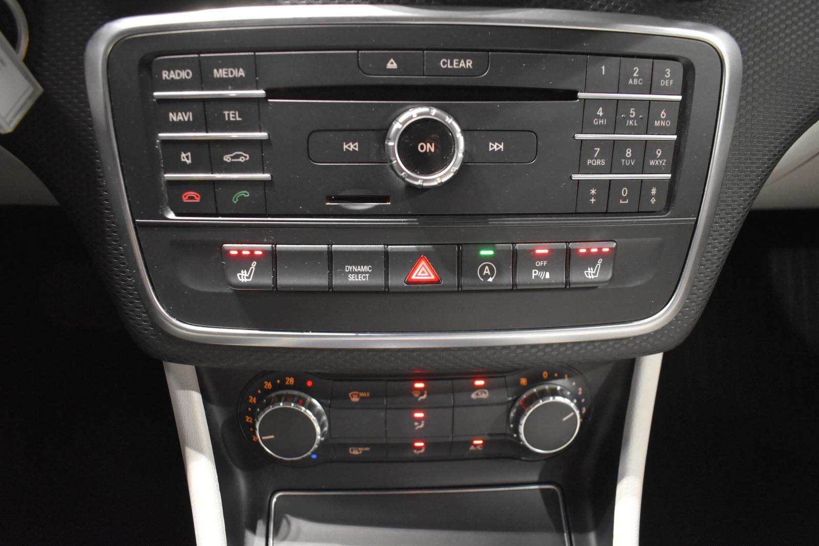 Mercedes-Benz A 180 7G LED LEDER-SPORTSI NAV KAM SPUR TEMPO SH