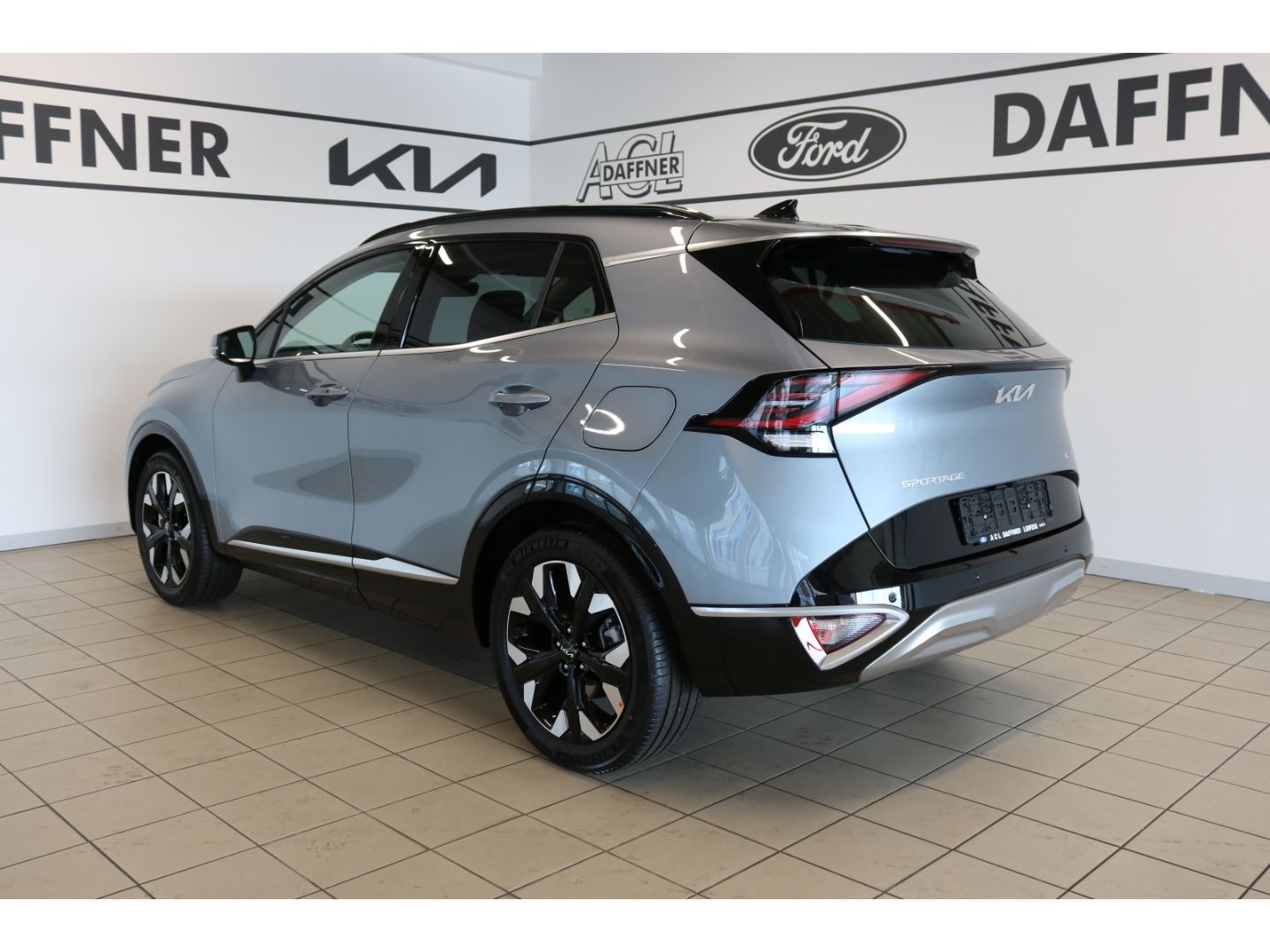 Fahrzeugabbildung Kia Sportage Spirit Plug-in Hybrid 4WD LED Kamera El