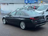 BMW 530 e Limousine Luxury Line/360*KAMERA*HUD*LEDER - BMW 5er Reihe: 5 Türen