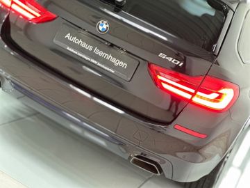 Fahrzeugabbildung BMW 540i xD Sport Line ACC 360°Belüftung DAB HUD H/K