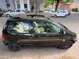 Renault Twingo Beach 1.2 Beach  - Renault Twingo Beach mit Benzin-Antrieb