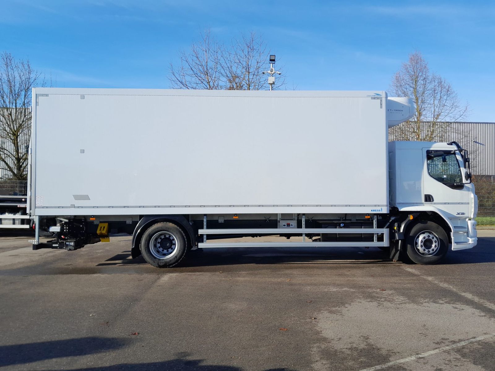 Fahrzeugabbildung DAF FA XB 310 18t Kress Kühlaufbau