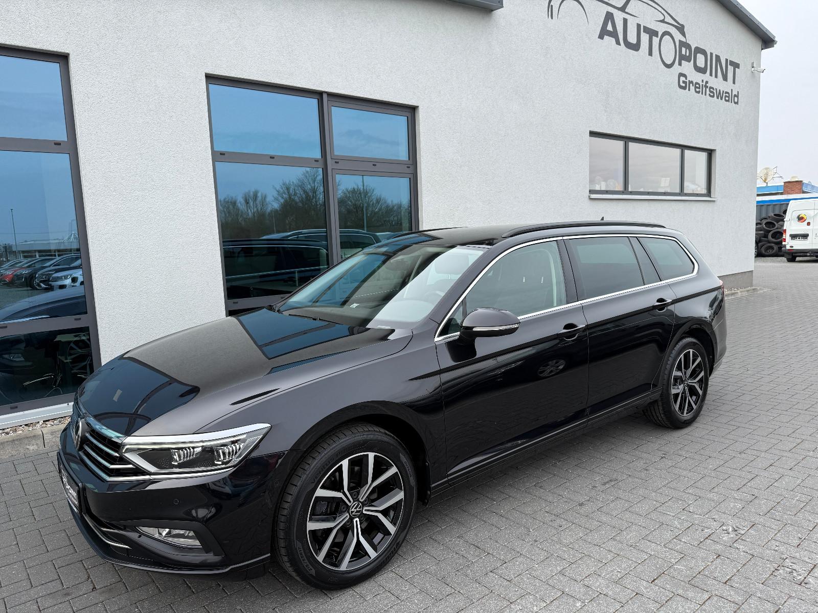 Volkswagen Passat Variant 360º ACC LED NAVI Massage Apple