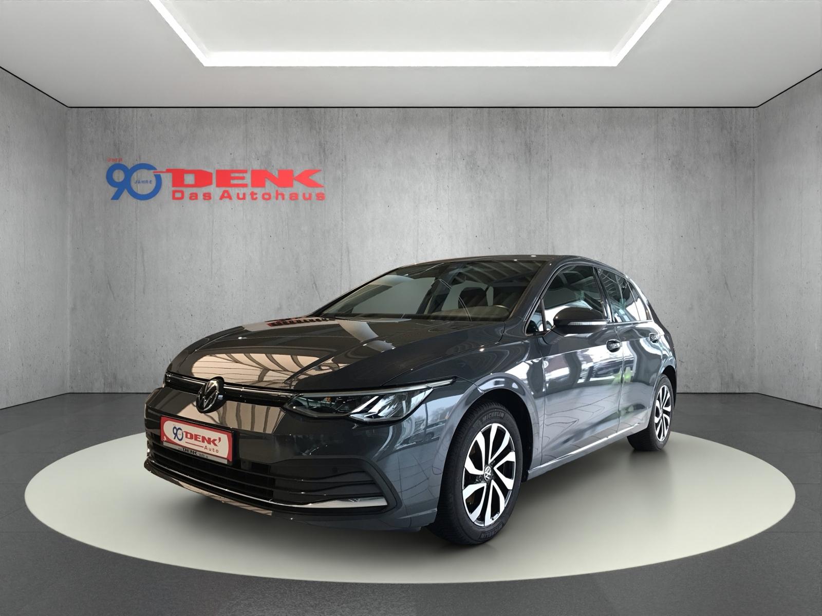 Volkswagen Golf VIII Active 1.5 TSI 6-Gang*NAVI*SHZ*DAB+*