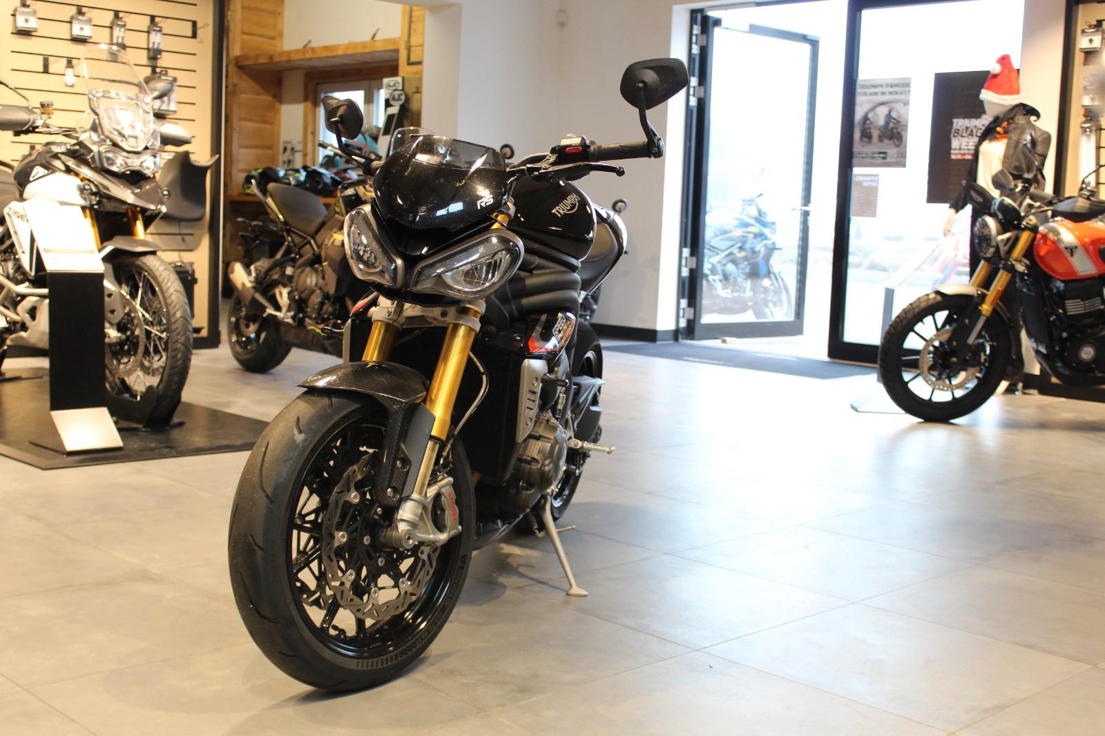 Triumph Speed Triple 1200 RS *Griffheizung+Flyscreen*
