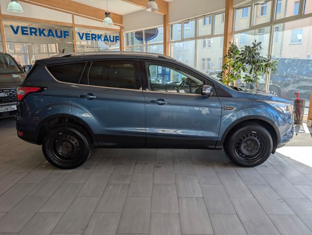 Ford Kuga Cool & Connect 120PS 2WD