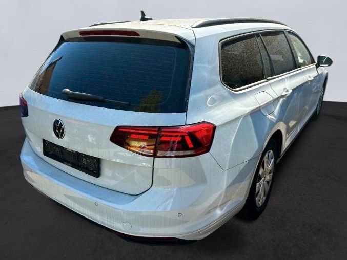 Volkswagen Passat Variant - Bild 5