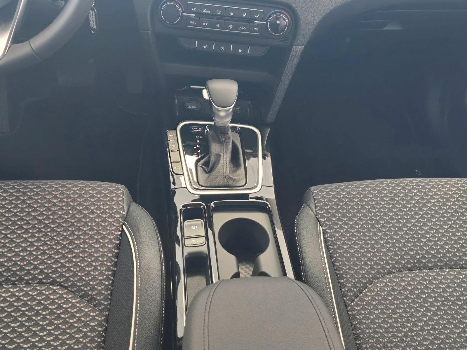 Fahrzeugabbildung Kia XCeed 1.5T 140 DCT7 VIS STD