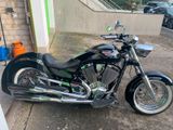 VICTORY Boardwalk Black Custom - VICTORY CHOPPER