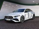 Mercedes-Benz A 180 Lim AMG Line Advanced+ Night AHK Distr Kam - Mercedes-Benz: Allradantrieb