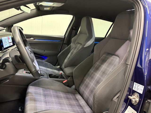 Golf VIII GTD 2.0 TDI DSG IQ.LIGHT RFK NAVI