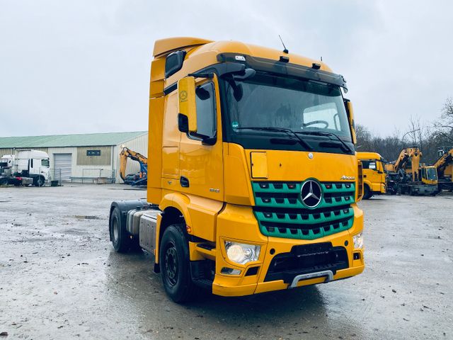 Mercedes-Benz AROCS 1843 2 KREISHYDRAULIK GERMAN TRUCK