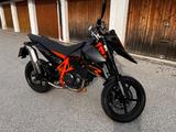 KTM 690SMr - KTM SUPER MOTO