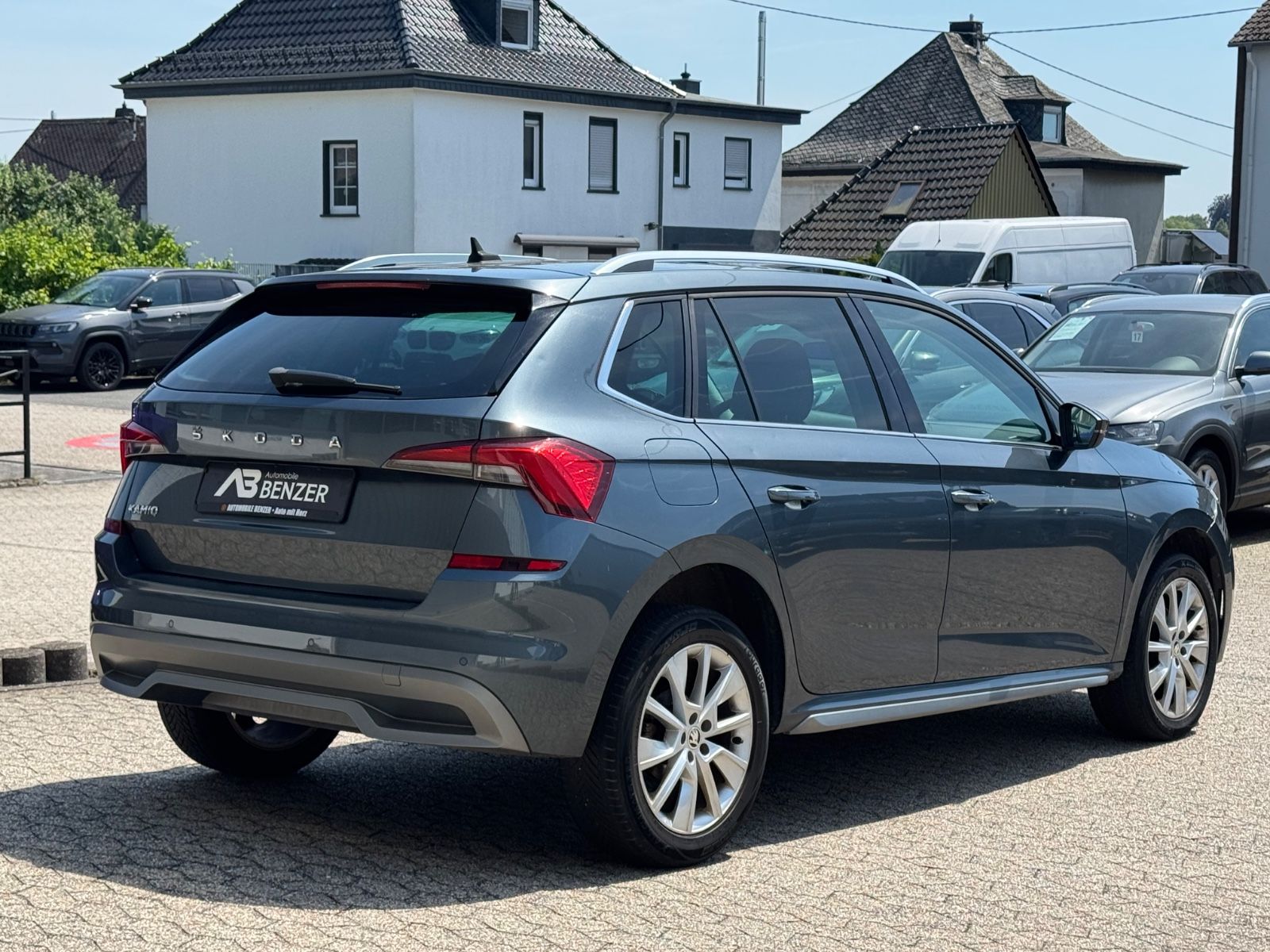 Fahrzeugabbildung SKODA Kamiq Style/HAGELSCHADEN/CarPlay/PDC/KLIMAAUTO/