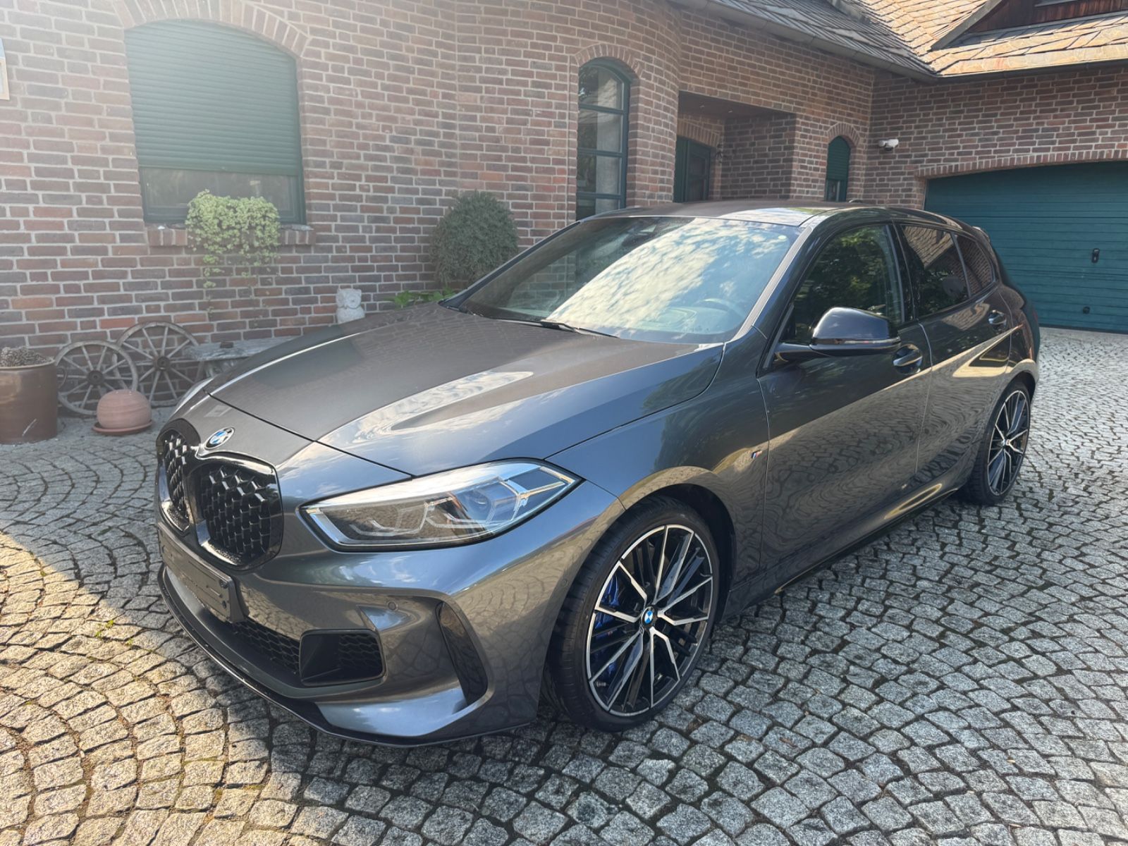 BMW M135 i xDrive/LED/NAVI/HEAD UP/H&amp;K/RKAMERA