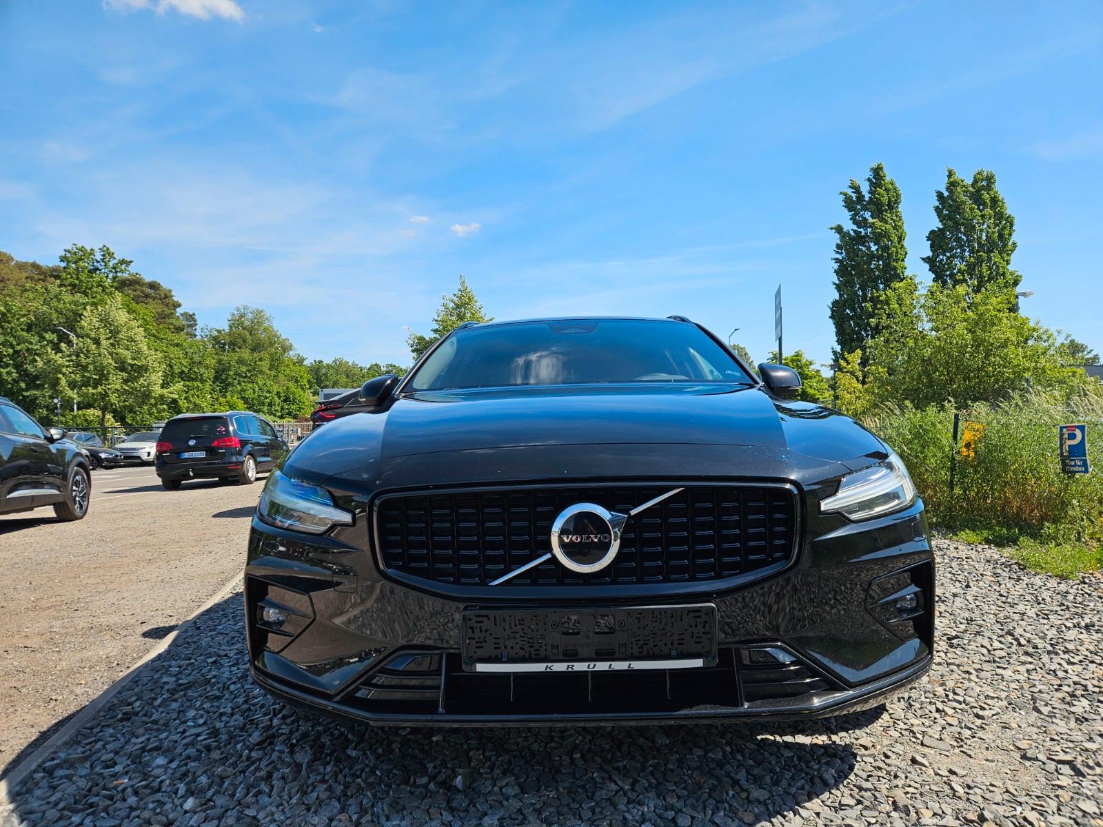 Volvo V60 Kombi Plus Dark