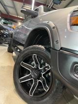 Dodge REBEL+NIGHT+UNFALLFREI+LPG+LACHANTI+LUFT+OFFROAD - Dodge RAM: Allradantrieb