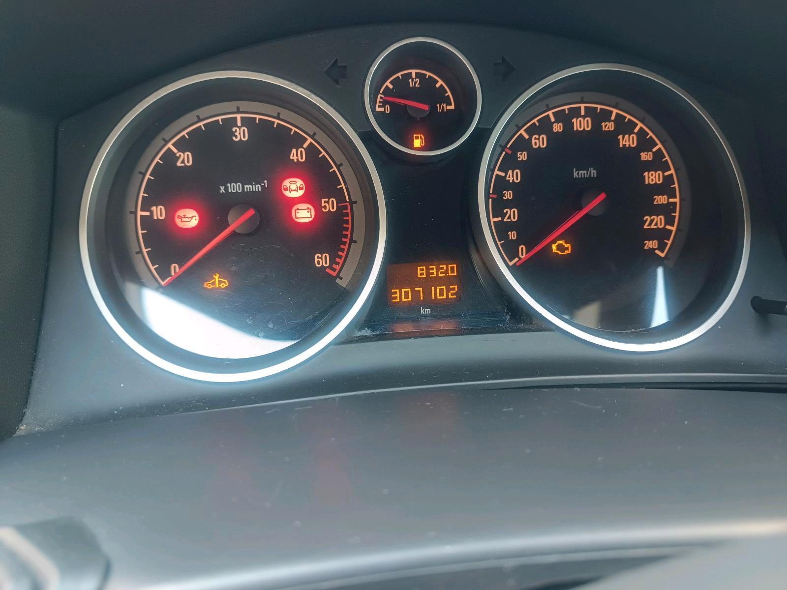Opel Astra 2007 — photo 10