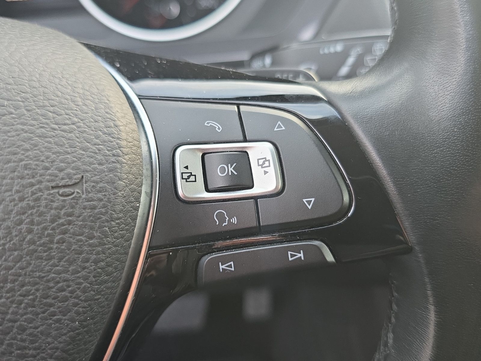 Fahrzeugabbildung Volkswagen Tiguan BMT/Start-Stopp 4Motion Allradantrieb