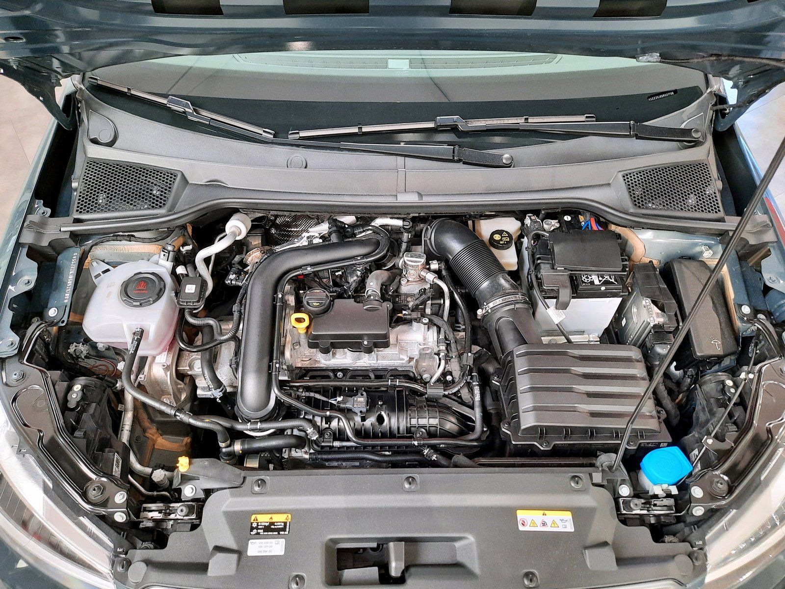 Fahrzeugabbildung SEAT Arona FR TSI DSG *Cam*PDC*LED*Sitzhzg*ACC*AppC*