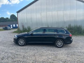 Volkswagen Passat Variant - 4