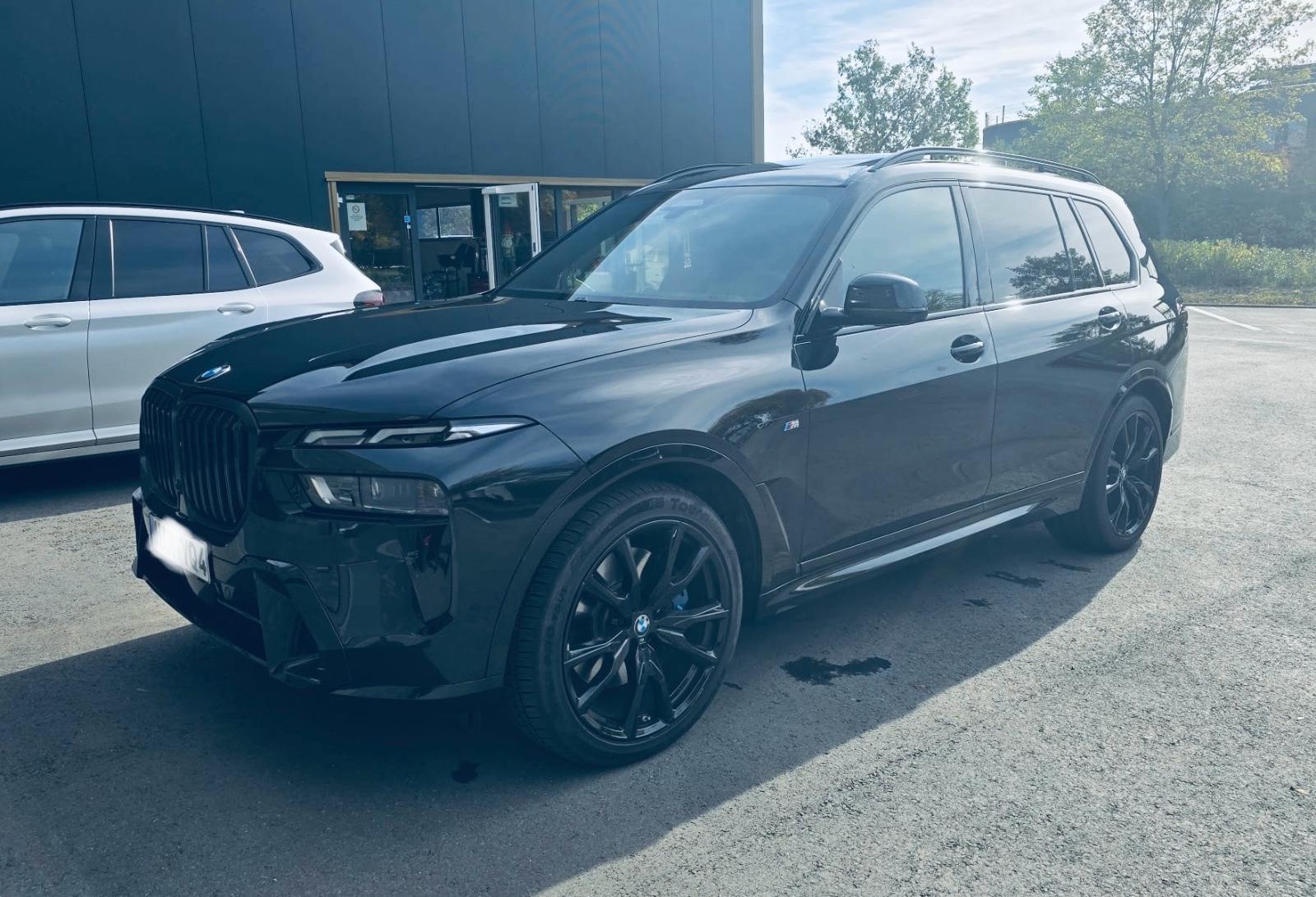 BMW X7 xDrive 40 d M Sport 7 SITZE PANO UVP 145.000€